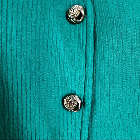VTG Versatile Green Textured Vest/Jacket All-in-One Top w/Gold Buttons and Studs - Picture 6 of 14